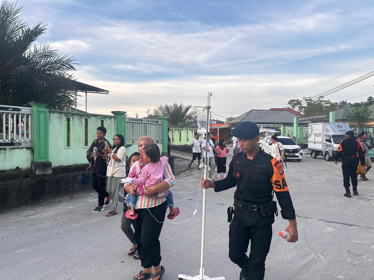 Polri Cepat Tanggap Layani Masyarakat Tarakan Pasca Gempa Susulan