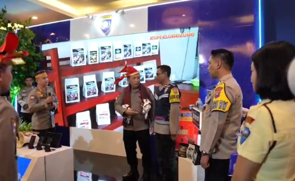 Kobin, Cara Bhabinkamtibmas Polri Lebih Dekat dengan Warga